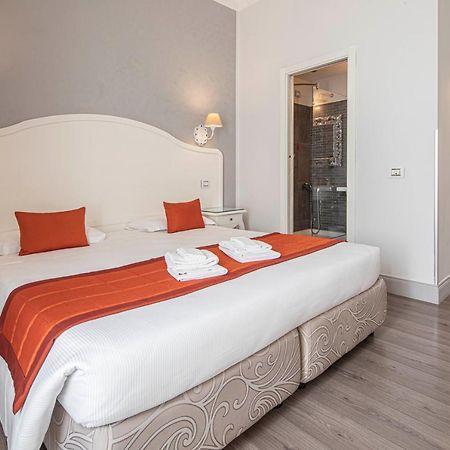 Residenza Castrense Bed and Breakfast Rome Buitenkant foto
